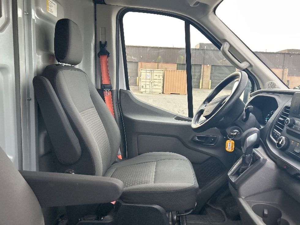 Cargo Van (Panel Van)-Light and Medium Duty Trucks-Ford-2021-Transit 250-Kentwood-MI-70,397\n\t\tmiles-$ 32,750 - Image 21