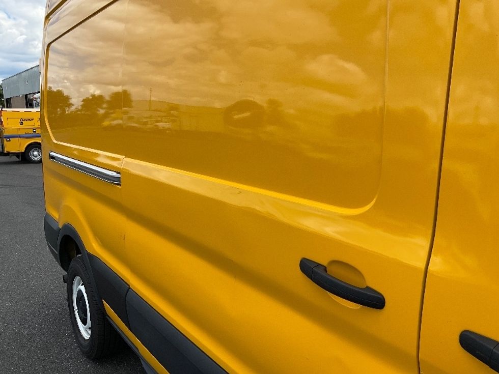 Cargo Van (Panel Van)-Light and Medium Duty Trucks-Ford-2021-Transit 250-King Of Prussia-PA-86,802\n\t\tmiles-$ 29,750 - Image 26