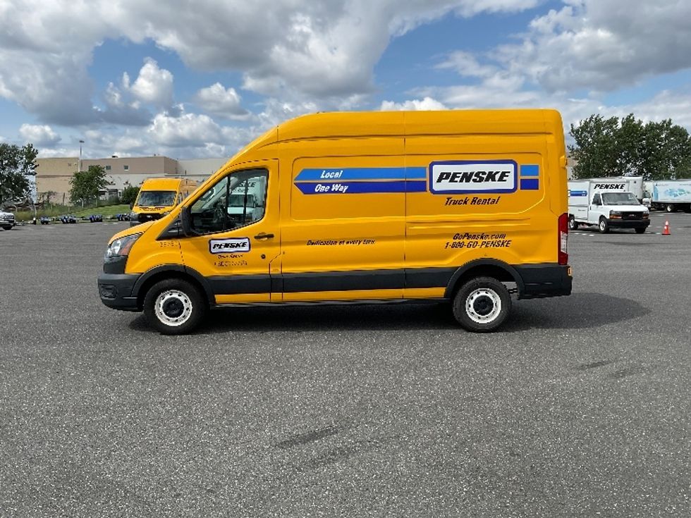 Cargo Van (Panel Van)-Light and Medium Duty Trucks-Ford-2021-Transit 250-King Of Prussia-PA-86,802\n\t\tmiles-$ 29,750 - Image 4