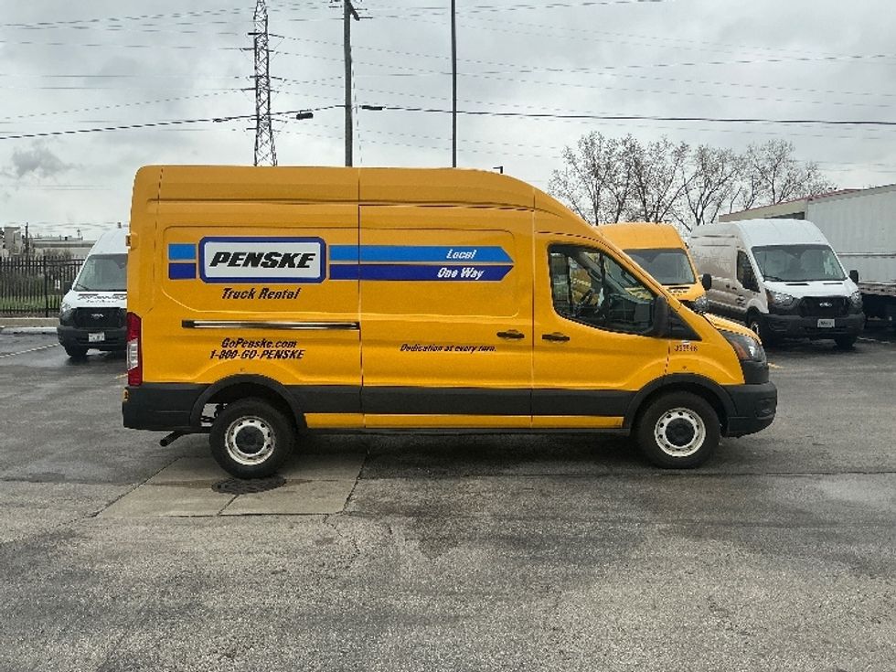 Cargo Van (Panel Van)-Light and Medium Duty Trucks-Ford-2021-Transit 250-La Porte-IN-106,385\n\t\tmiles-$ 29,750 - Image 14