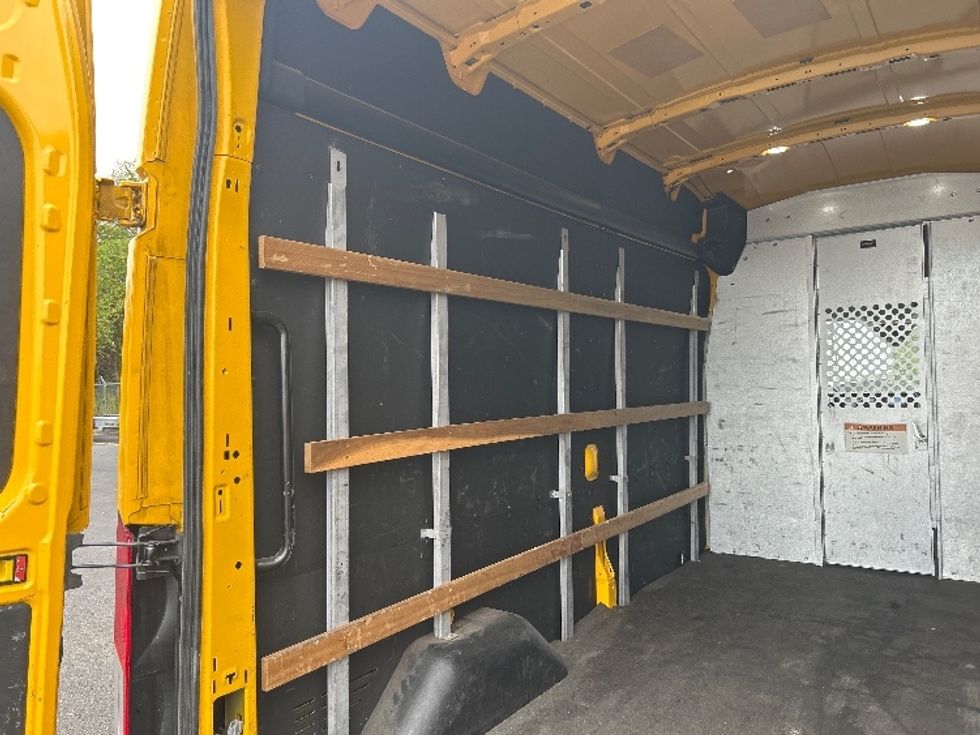 Cargo Van (Panel Van)-Light and Medium Duty Trucks-Ford-2021-Transit 250-La Vergne-TN-219,542\n\t\tmiles-$ 6,000 - Image 11