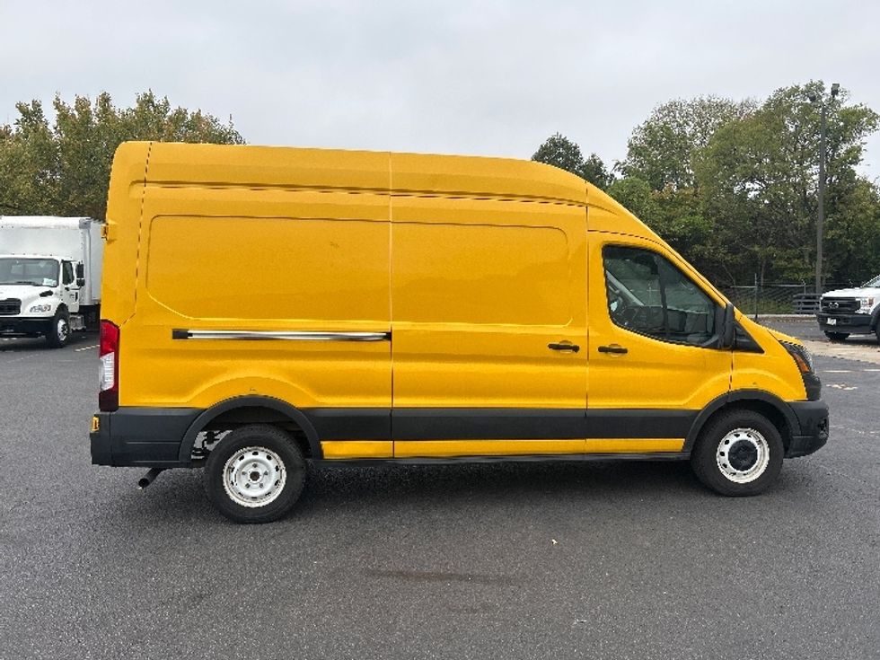 Cargo Van (Panel Van)-Light and Medium Duty Trucks-Ford-2021-Transit 250-La Vergne-TN-219,542\n\t\tmiles-$ 6,000 - Image 15