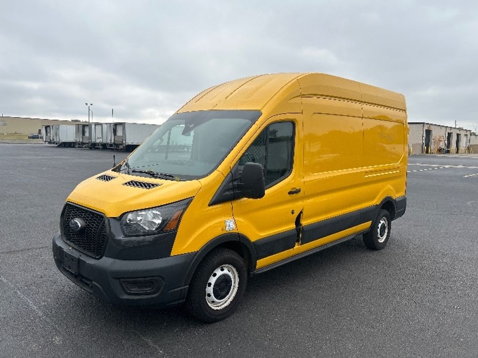 Cargo Van (Panel Van)-Light and Medium Duty Trucks-Ford-2021-Transit 250-La Vergne-TN-219,542\n\t\tmiles-$ 6,000 - Image 3