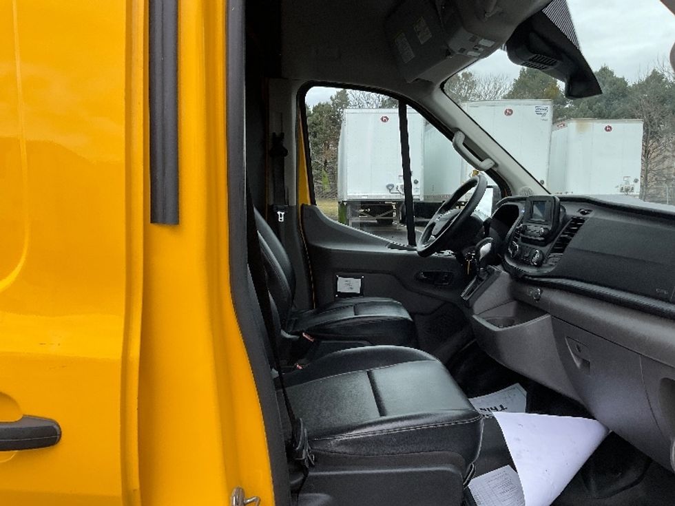 Cargo Van (Panel Van)-Light and Medium Duty Trucks-Ford-2021-Transit 250-Lancaster-PA-77,053\n\t\tmiles-$ 31,750 - Image 22