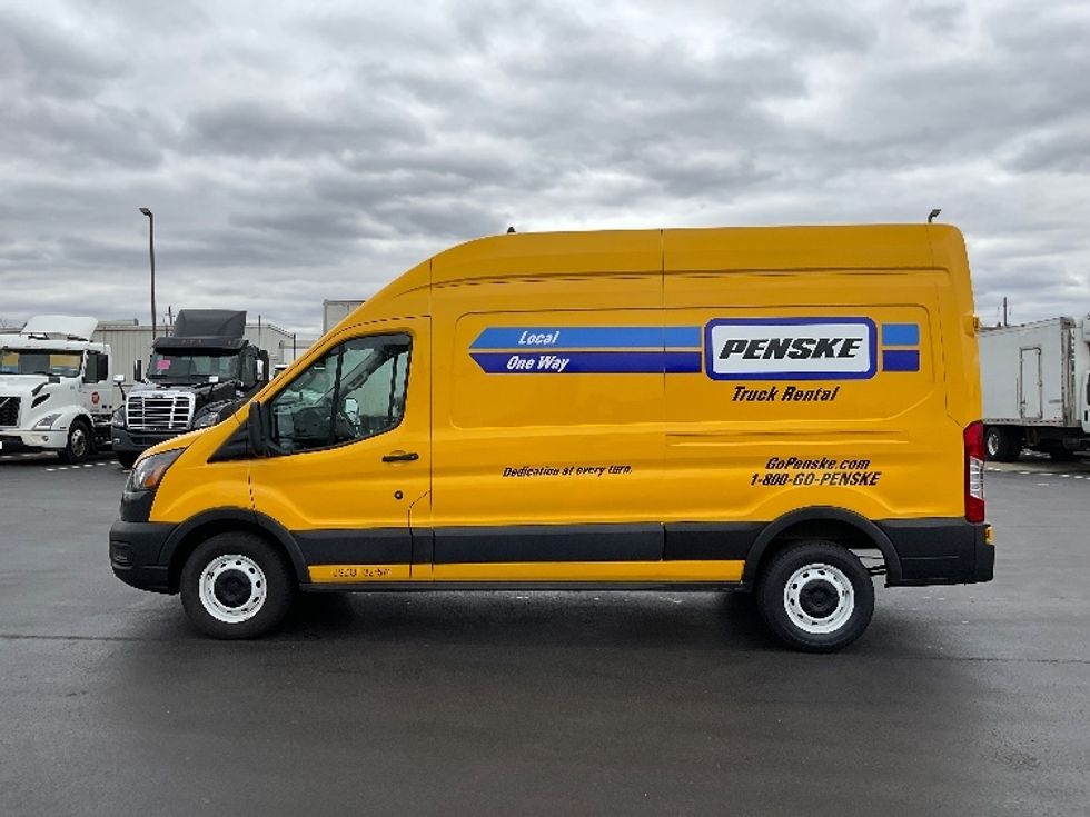 Cargo Van (Panel Van)-Light and Medium Duty Trucks-Ford-2021-Transit 250-Lancaster-PA-77,053\n\t\tmiles-$ 31,750 - Image 4