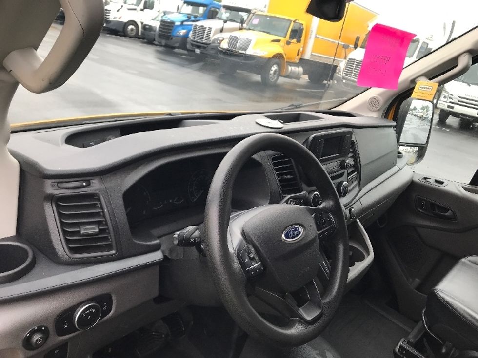 Cargo Van (Panel Van)-Light and Medium Duty Trucks-Ford-2021-Transit 250-Lancaster-PA-89,317\n\t\tmiles-$ 30,250 - Image 18