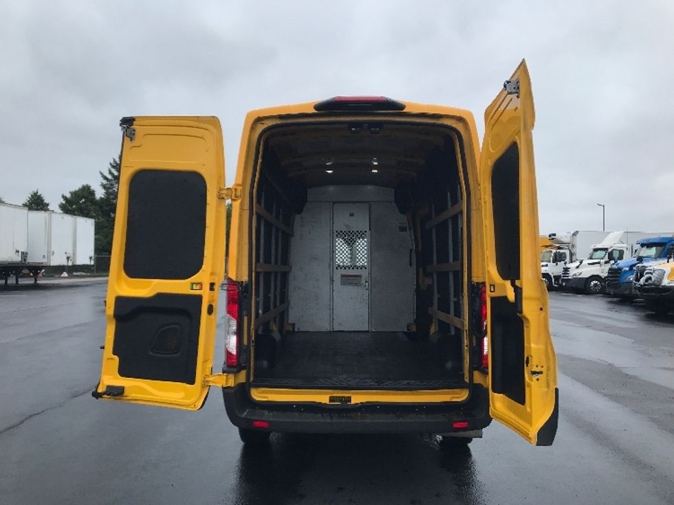 Cargo Van (Panel Van)-Light and Medium Duty Trucks-Ford-2021-Transit 250-Lancaster-PA-89,317\n\t\tmiles-$ 30,250 - Image 9