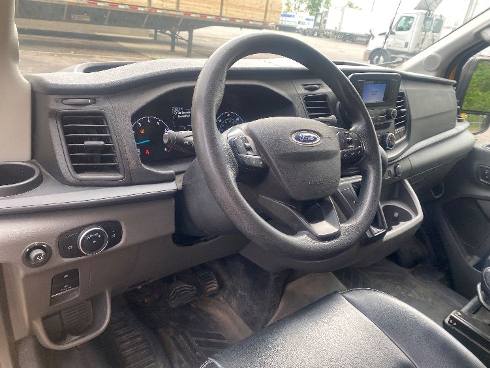 Cargo Van (Panel Van)-Light and Medium Duty Trucks-Ford-2021-Transit 250-Lansing-MI-77,011\n\t\tmiles-$ 31,250 - Image 17