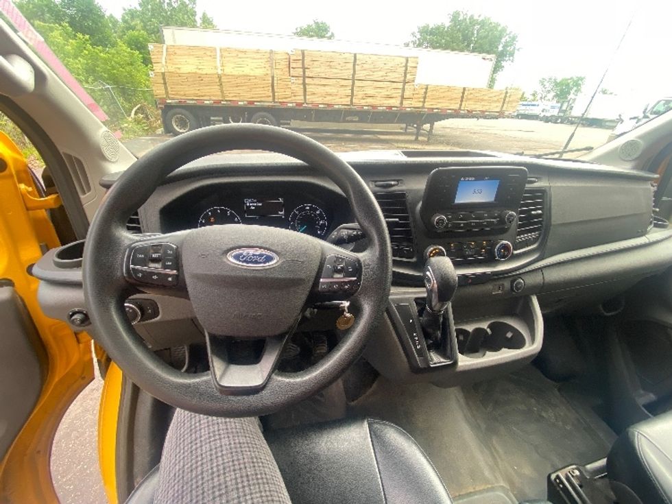 Cargo Van (Panel Van)-Light and Medium Duty Trucks-Ford-2021-Transit 250-Lansing-MI-77,011\n\t\tmiles-$ 31,250 - Image 18