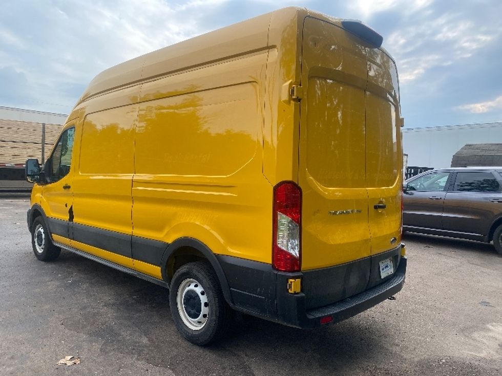 Cargo Van (Panel Van)-Light and Medium Duty Trucks-Ford-2021-Transit 250-Lansing-MI-77,011\n\t\tmiles-$ 31,250 - Image 6