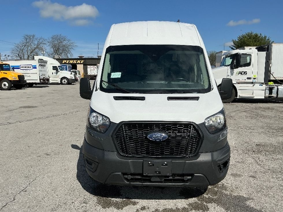 Cargo Van (Panel Van)-Light and Medium Duty Trucks-Ford-2021-Transit 250-Lexington-KY-122,734\n\t\tmiles-$ 29,500 - Image 2