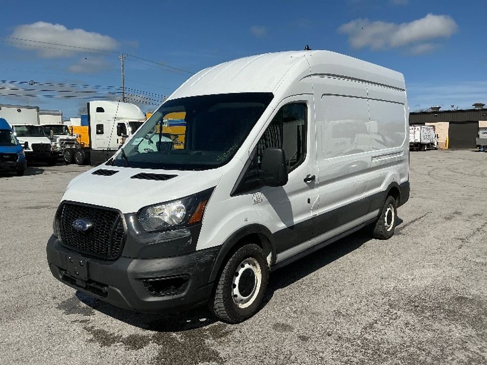 Cargo Van (Panel Van)-Light and Medium Duty Trucks-Ford-2021-Transit 250-Lexington-KY-122,734\n\t\tmiles-$ 29,500 - Image 3