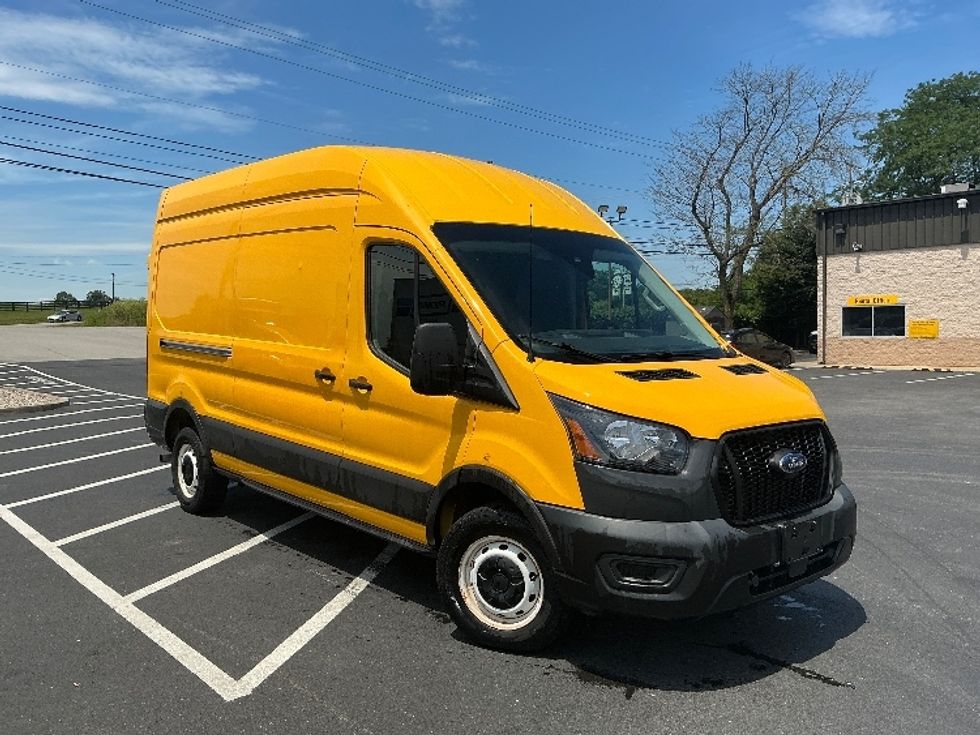Cargo Van (Panel Van)-Light and Medium Duty Trucks-Ford-2021-Transit 250-Lexington-KY-72,665\n\t\tmiles-$ 32,500 - Image 1