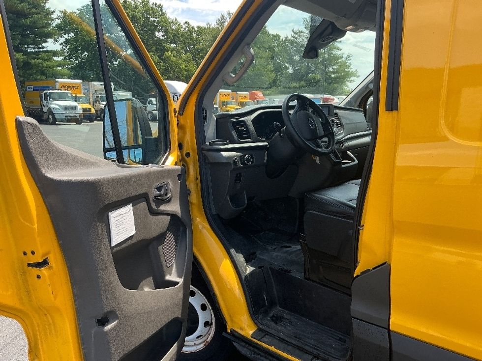 Cargo Van (Panel Van)-Light and Medium Duty Trucks-Ford-2021-Transit 250-Lexington-KY-72,665\n\t\tmiles-$ 32,500 - Image 13