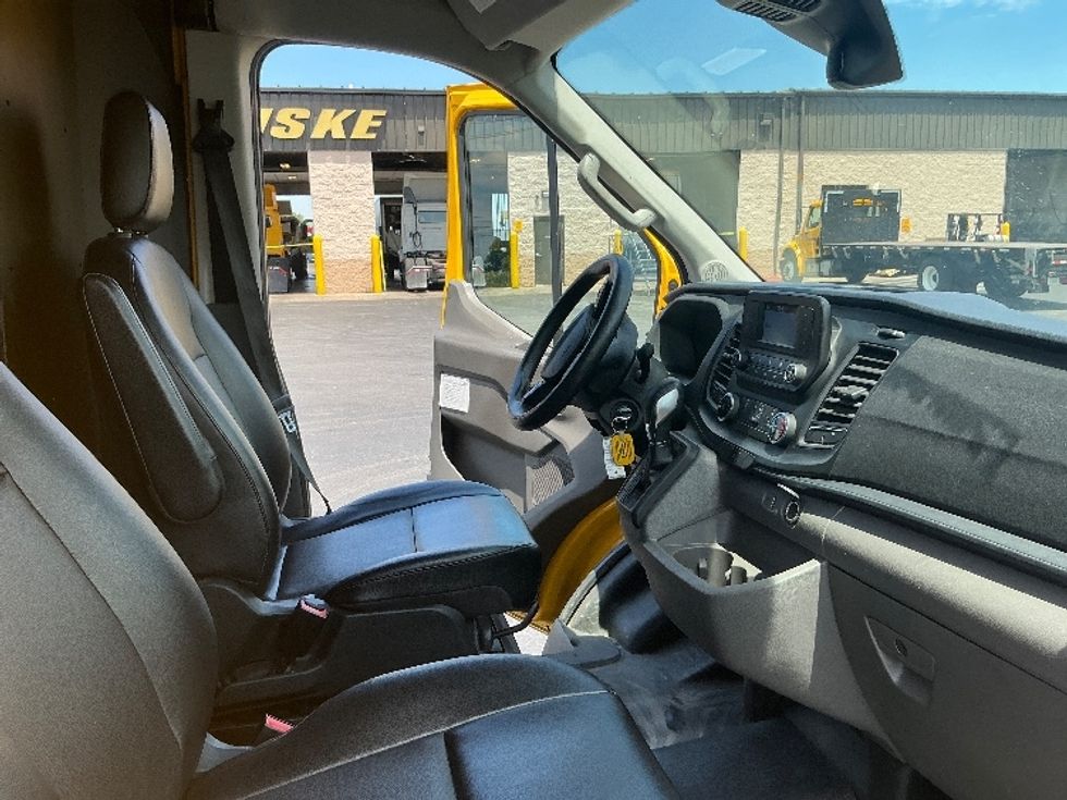 Cargo Van (Panel Van)-Light and Medium Duty Trucks-Ford-2021-Transit 250-Lexington-KY-72,665\n\t\tmiles-$ 32,500 - Image 19