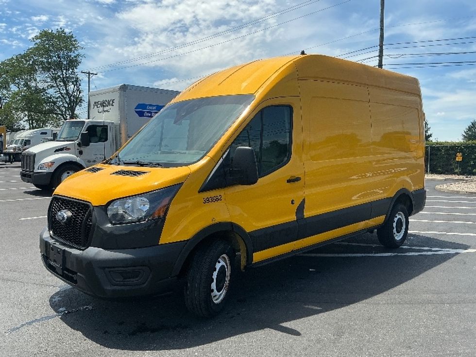 Cargo Van (Panel Van)-Light and Medium Duty Trucks-Ford-2021-Transit 250-Lexington-KY-72,665\n\t\tmiles-$ 32,500 - Image 3