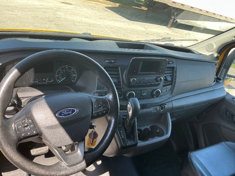 Cargo Van (Panel Van)-Light and Medium Duty Trucks-Ford-2021-Transit 250-Lexington-KY-87,588\n\t\tmiles-$ 29,000 - Image 18