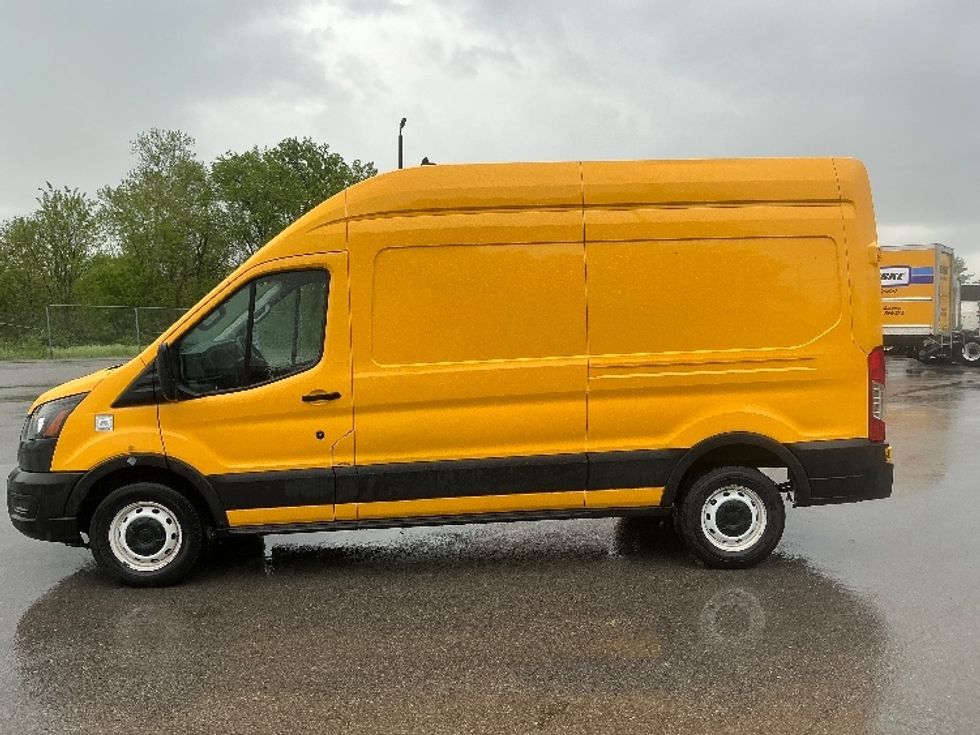 Cargo Van (Panel Van)-Light and Medium Duty Trucks-Ford-2021-Transit 250-Lexington-KY-87,588\n\t\tmiles-$ 29,000 - Image 4