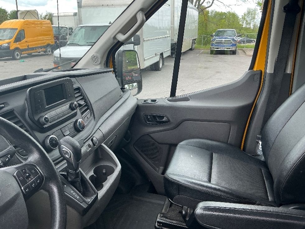 Cargo Van (Panel Van)-Light and Medium Duty Trucks-Ford-2021-Transit 250-Lexington-KY-95,487\n\t\tmiles-$ 28,500 - Image 12