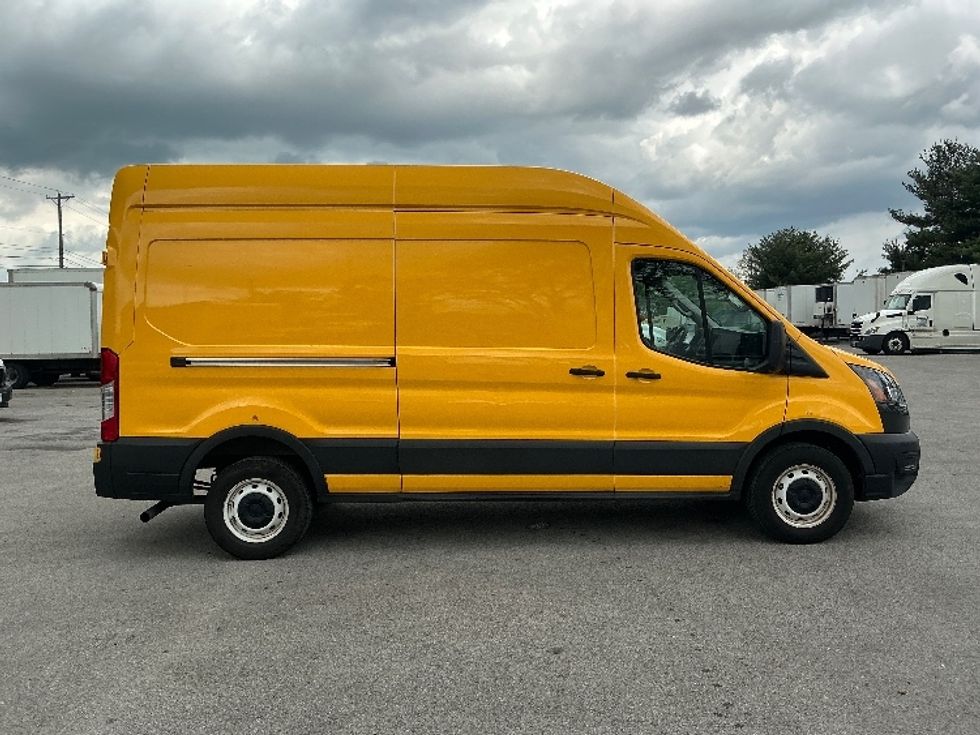 Cargo Van (Panel Van)-Light and Medium Duty Trucks-Ford-2021-Transit 250-Lexington-KY-95,487\n\t\tmiles-$ 28,500 - Image 15