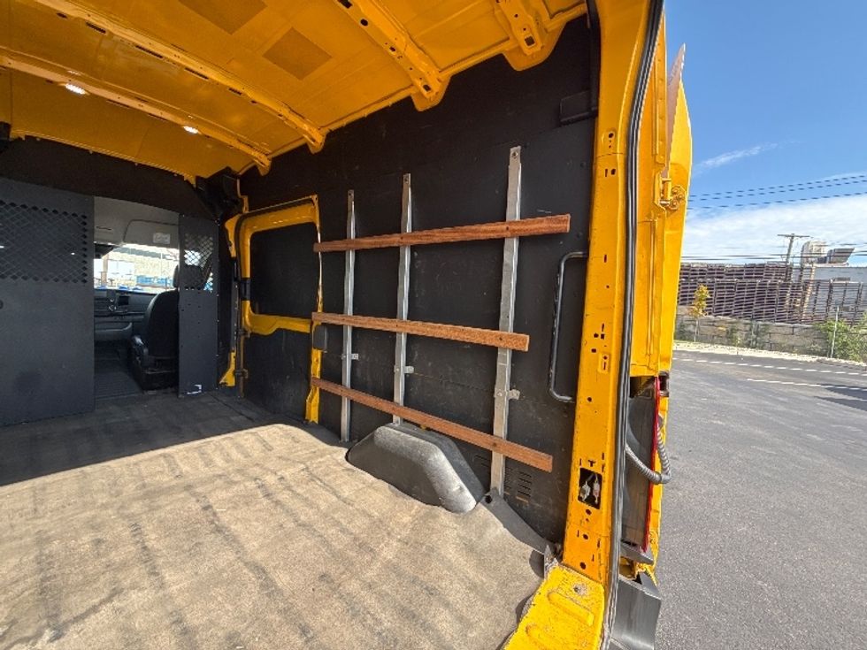 Cargo Van (Panel Van)-Light and Medium Duty Trucks-Ford-2021-Transit 250-Linden-NJ-101,634\n\t\tmiles-$ 29,000 - Image 12