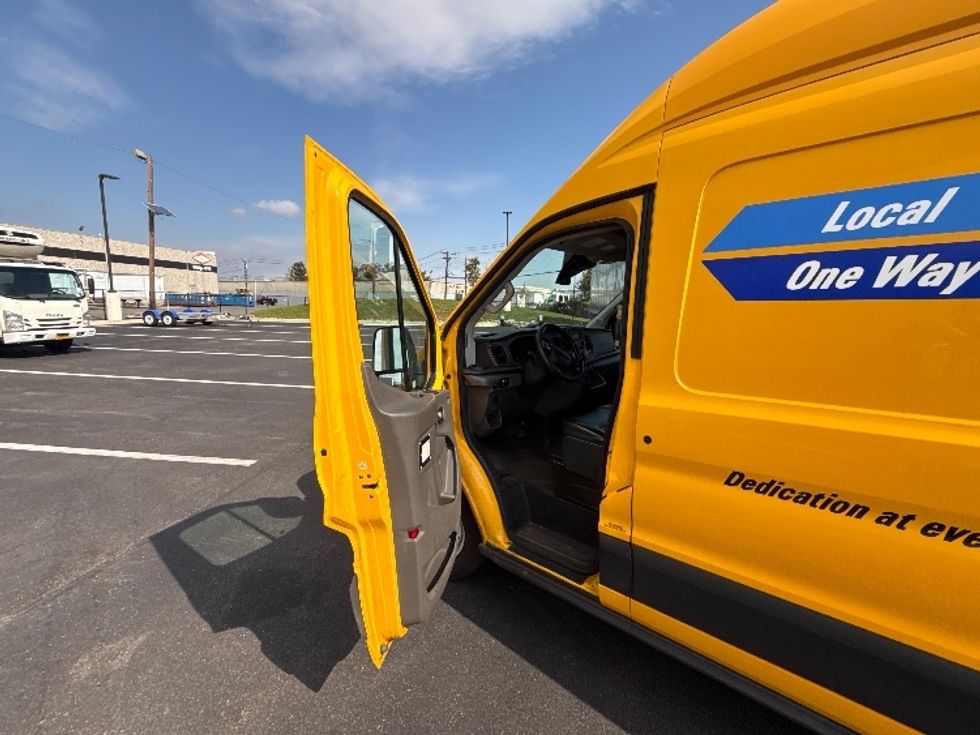Cargo Van (Panel Van)-Light and Medium Duty Trucks-Ford-2021-Transit 250-Linden-NJ-101,634\n\t\tmiles-$ 29,000 - Image 16