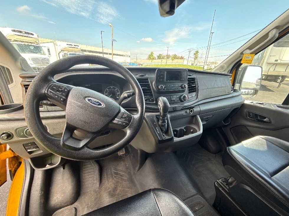 Cargo Van (Panel Van)-Light and Medium Duty Trucks-Ford-2021-Transit 250-Linden-NJ-101,634\n\t\tmiles-$ 29,000 - Image 18