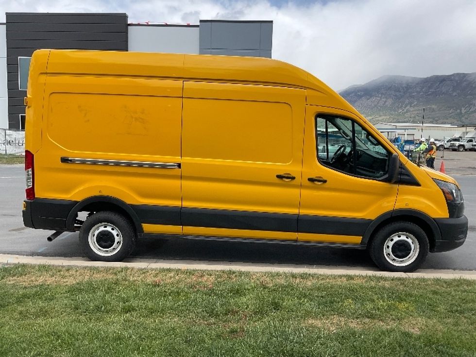 Cargo Van (Panel Van)-Light and Medium Duty Trucks-Ford-2021-Transit 250-Lindon-UT-49,110\n\t\tmiles-$ 33,750 - Image 14