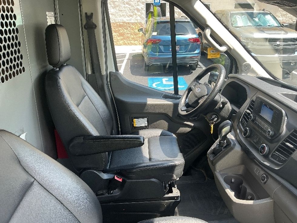 Cargo Van (Panel Van)-Light and Medium Duty Trucks-Ford-2021-Transit 250-Lithia Springs-GA-71,030\n\t\tmiles-$ 35,000 - Image 21
