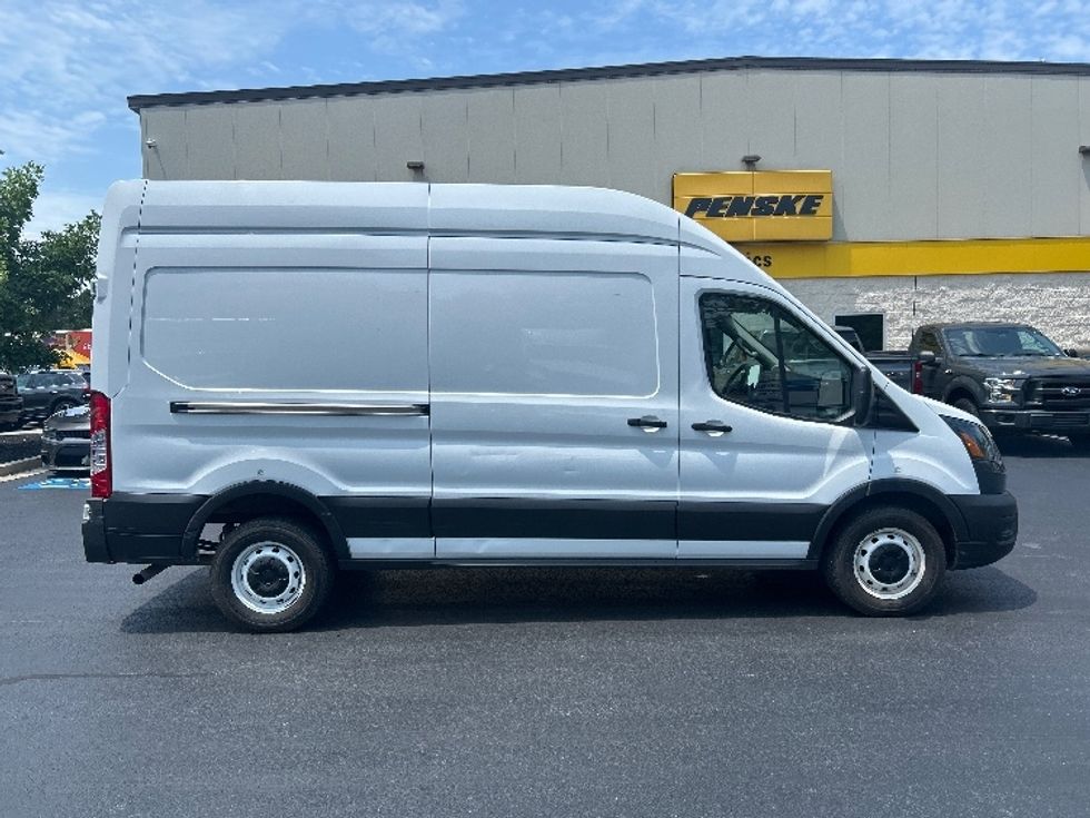 Cargo Van (Panel Van)-Light and Medium Duty Trucks-Ford-2021-Transit 250-Lithia Springs-GA-74,014\n\t\tmiles-$ 34,750 - Image 15