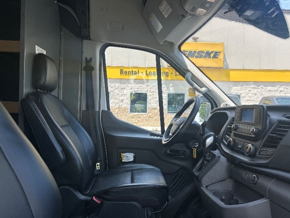 Cargo Van (Panel Van)-Light and Medium Duty Trucks-Ford-2021-Transit 250-Lithia Springs-GA-74,014\n\t\tmiles-$ 34,750 - Image 22