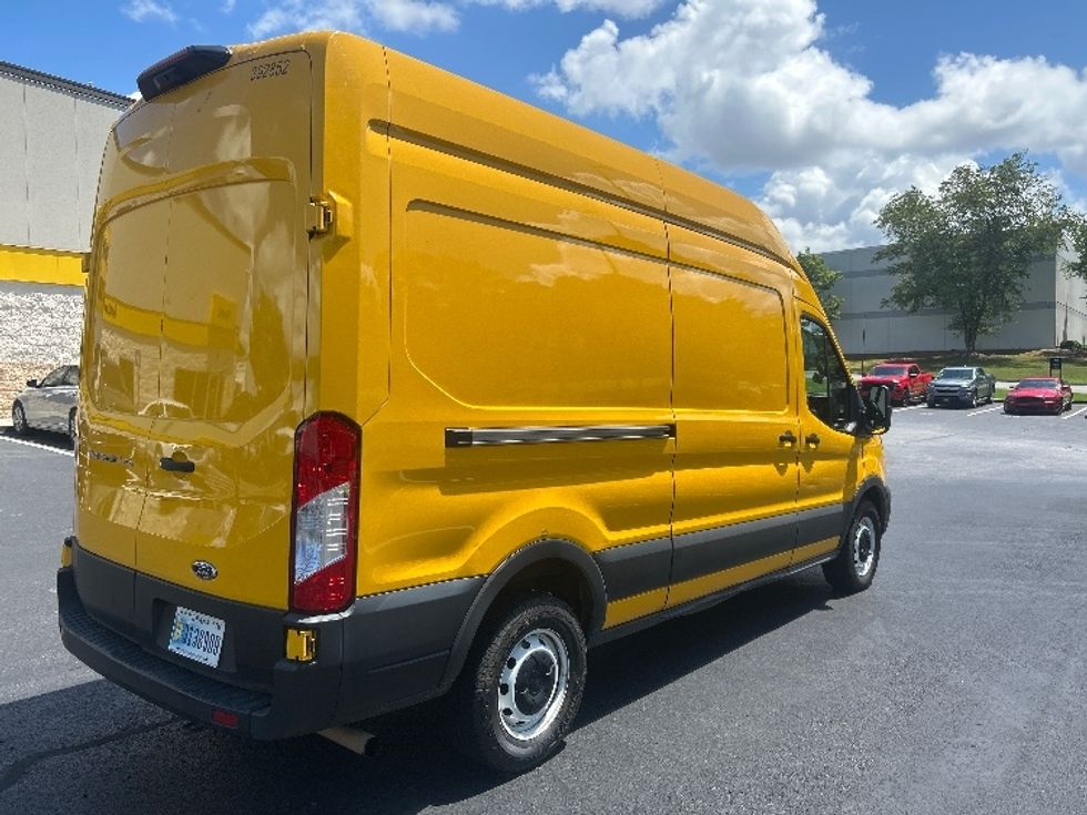 Cargo Van (Panel Van)-Light and Medium Duty Trucks-Ford-2021-Transit 250-Lithia Springs-GA-78,837\n\t\tmiles-$ 31,250 - Image 13