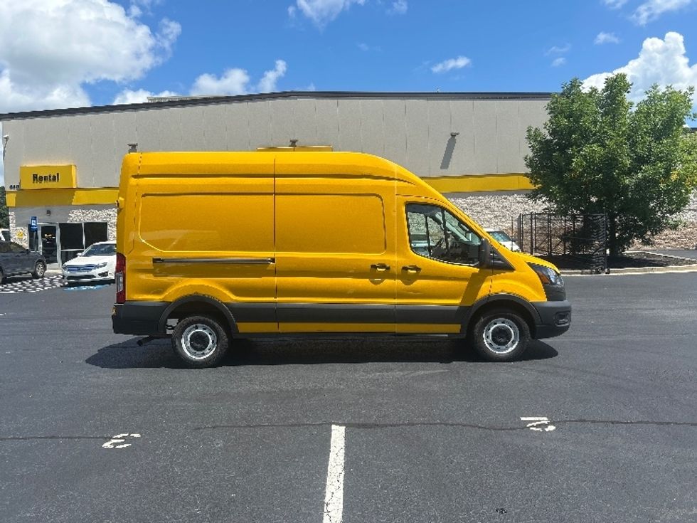 Cargo Van (Panel Van)-Light and Medium Duty Trucks-Ford-2021-Transit 250-Lithia Springs-GA-78,837\n\t\tmiles-$ 31,250 - Image 15