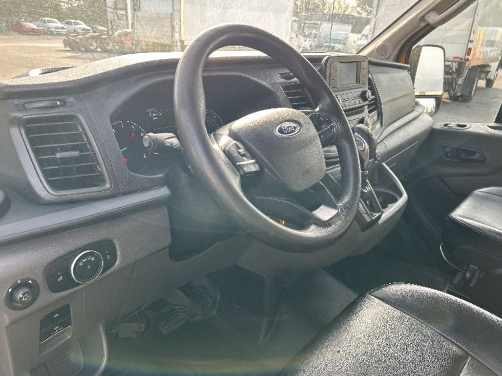Cargo Van (Panel Van)-Light and Medium Duty Trucks-Ford-2021-Transit 250-Little Rock-AR-118,998\n\t\tmiles-$ 25,750 - Image 13