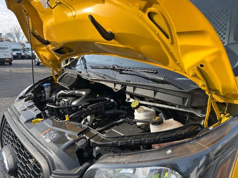 Cargo Van (Panel Van)-Light and Medium Duty Trucks-Ford-2021-Transit 250-Little Rock-AR-118,998\n\t\tmiles-$ 25,750 - Image 19