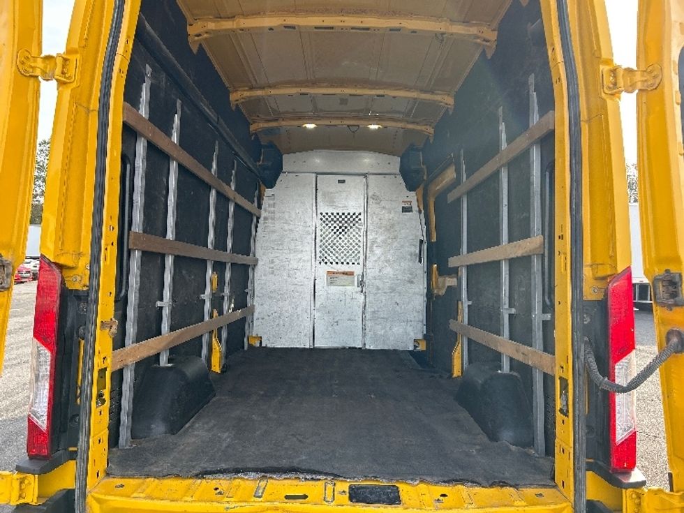 Cargo Van (Panel Van)-Light and Medium Duty Trucks-Ford-2021-Transit 250-Little Rock-AR-118,998\n\t\tmiles-$ 25,750 - Image 7