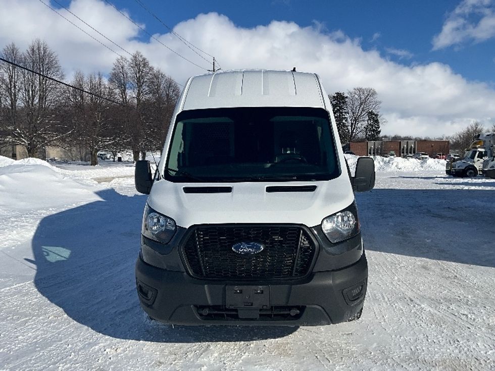 Cargo Van (Panel Van)-Light and Medium Duty Trucks-Ford-2021-Transit 250-London-ON-168,785\n\t\tkm-$ 40,500 - Image 2