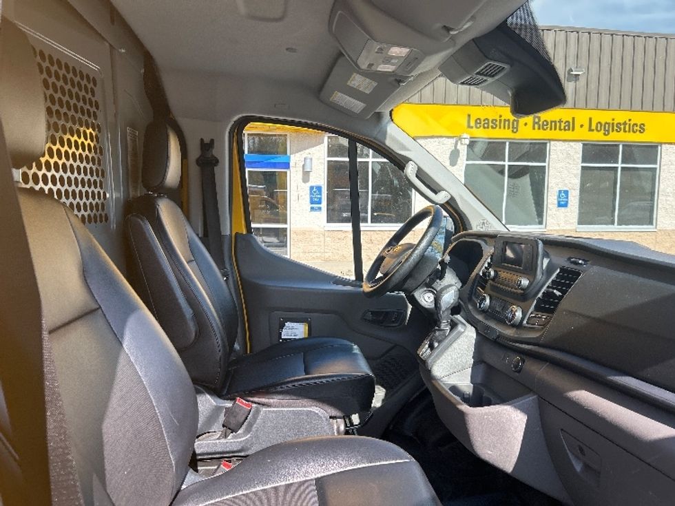 Cargo Van (Panel Van)-Light and Medium Duty Trucks-Ford-2021-Transit 250-Londonderry-NH-77,202\n\t\tmiles-$ 26,250 - Image 22