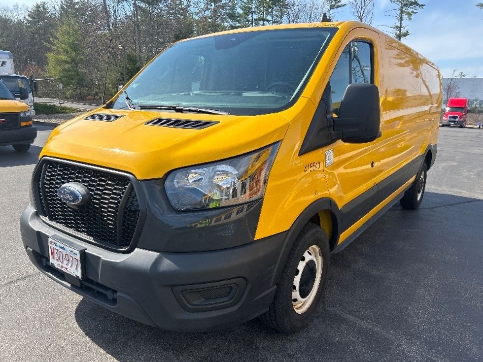 Cargo Van (Panel Van)-Light and Medium Duty Trucks-Ford-2021-Transit 250-Londonderry-NH-77,202\n\t\tmiles-$ 26,250 - Image 3