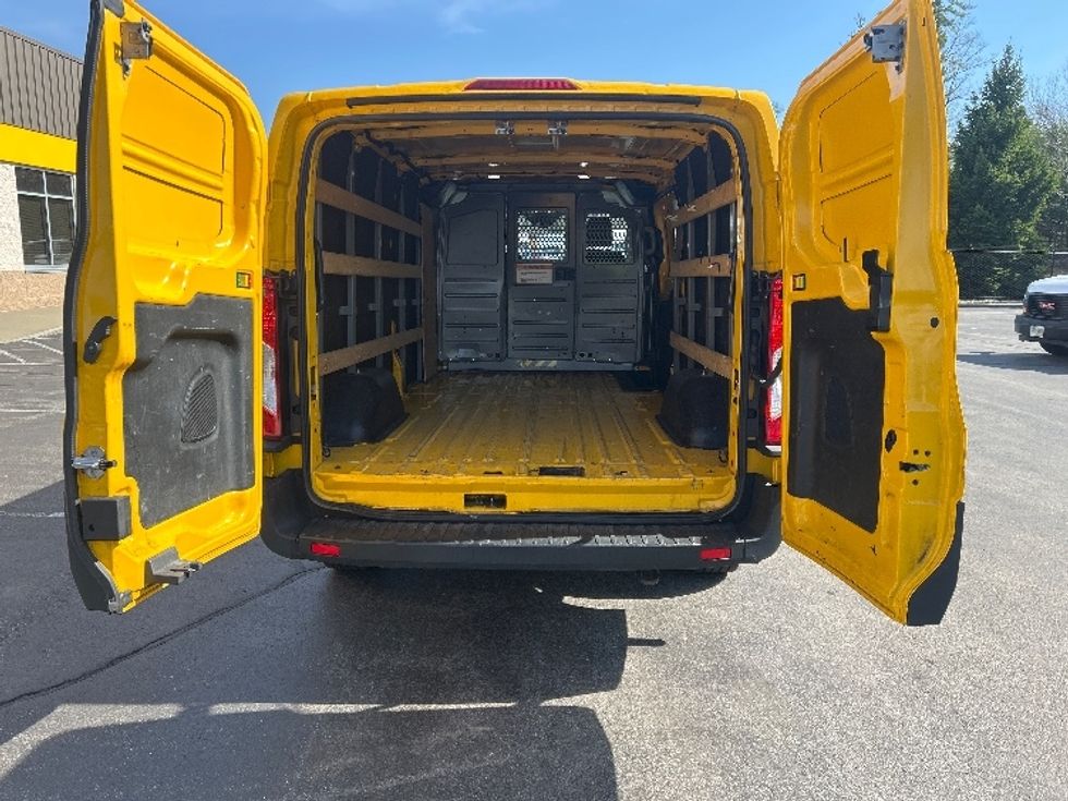 Cargo Van (Panel Van)-Light and Medium Duty Trucks-Ford-2021-Transit 250-Londonderry-NH-77,202\n\t\tmiles-$ 26,250 - Image 8