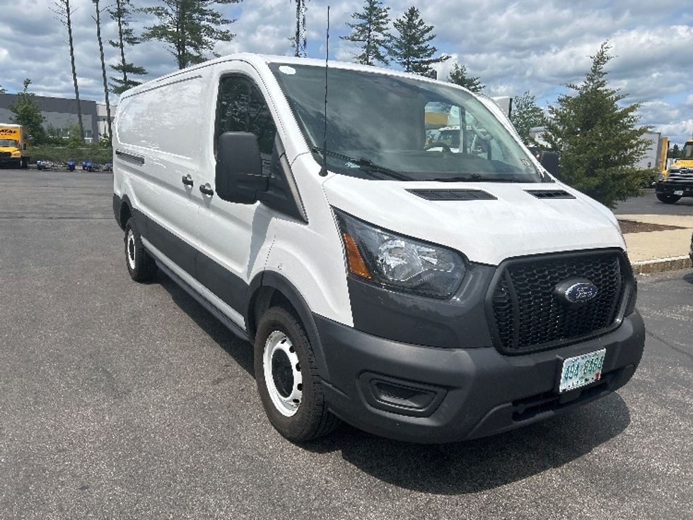 Cargo Van (Panel Van)-Light and Medium Duty Trucks-Ford-2021-Transit 250-Londonderry-NH-92,333\n\t\tmiles-$ 29,500 - Image 1