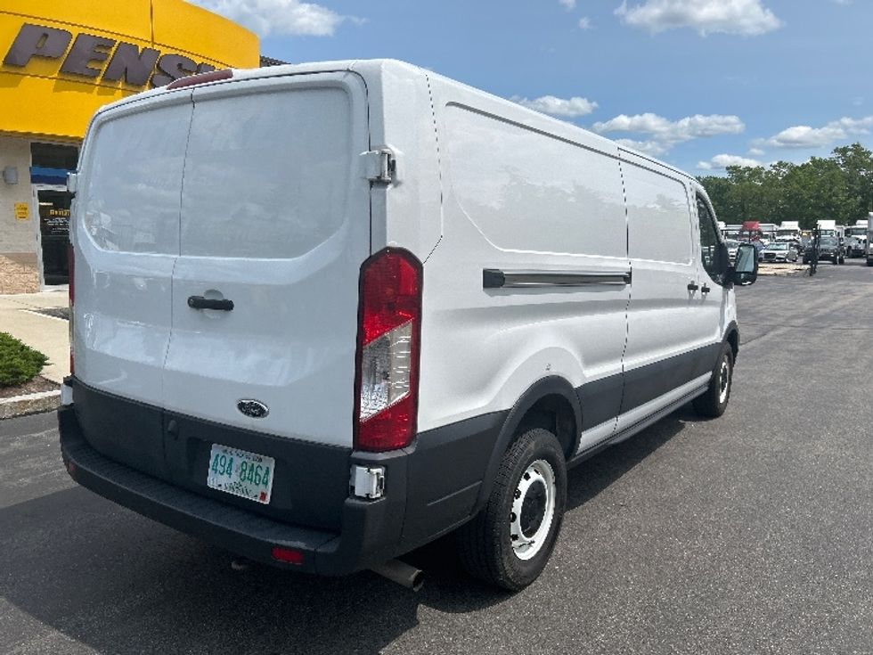 Cargo Van (Panel Van)-Light and Medium Duty Trucks-Ford-2021-Transit 250-Londonderry-NH-92,333\n\t\tmiles-$ 29,500 - Image 13