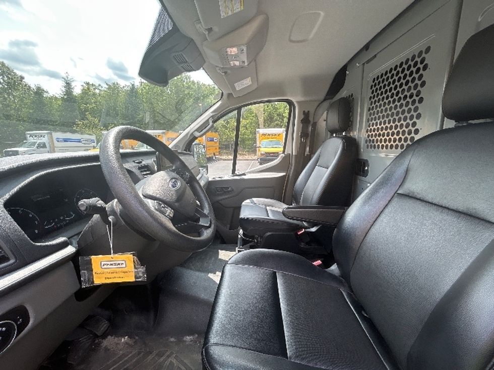 Cargo Van (Panel Van)-Light and Medium Duty Trucks-Ford-2021-Transit 250-Londonderry-NH-92,333\n\t\tmiles-$ 29,500 - Image 19