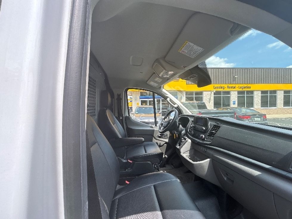 Cargo Van (Panel Van)-Light and Medium Duty Trucks-Ford-2021-Transit 250-Londonderry-NH-92,333\n\t\tmiles-$ 29,500 - Image 22
