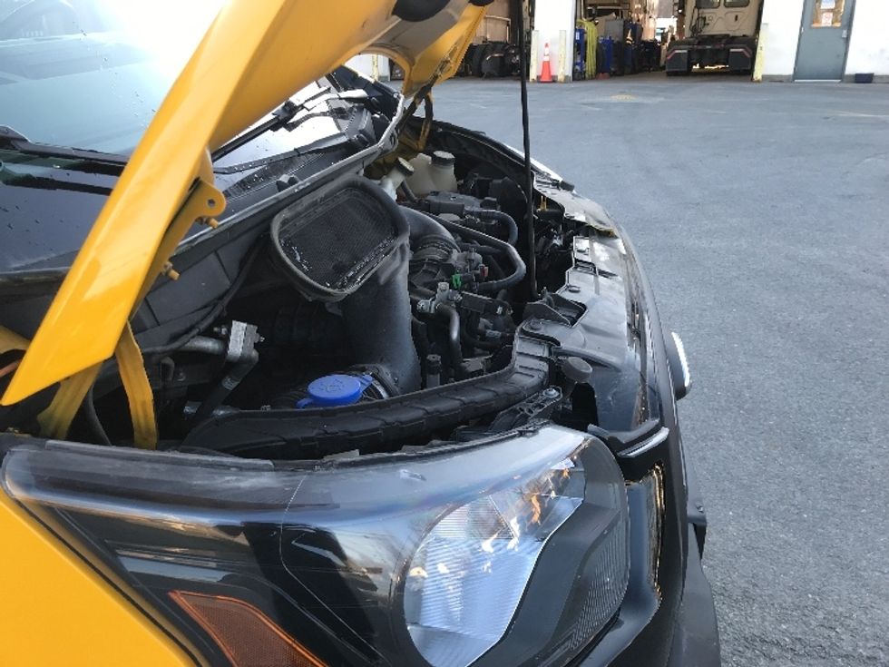 Cargo Van (Panel Van)-Light and Medium Duty Trucks-Ford-2021-Transit 250-Londonderry-NH-92,623\n\t\tmiles-$ 28,750 - Image 21