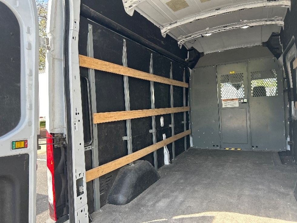 Cargo Van (Panel Van)-Light and Medium Duty Trucks-Ford-2021-Transit 250-Louisville-KY-79,161\n\t\tmiles-$ 34,250 - Image 11