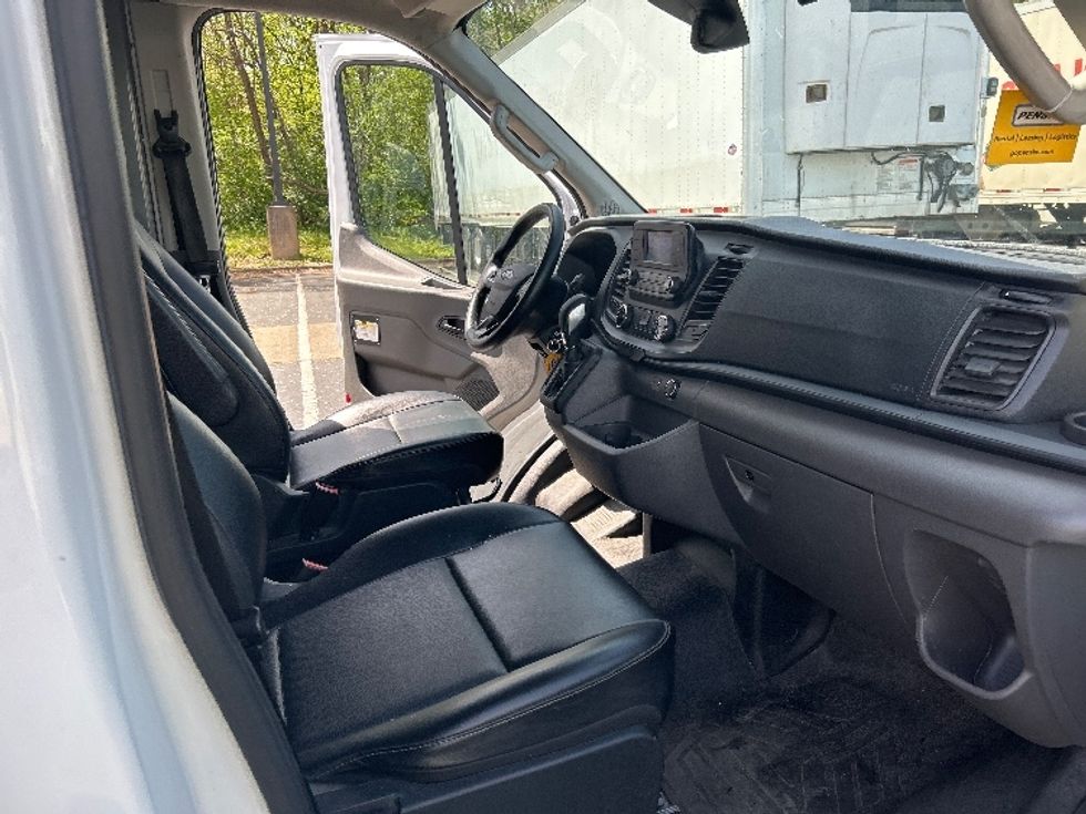 Cargo Van (Panel Van)-Light and Medium Duty Trucks-Ford-2021-Transit 250-Louisville-KY-79,161\n\t\tmiles-$ 34,250 - Image 22