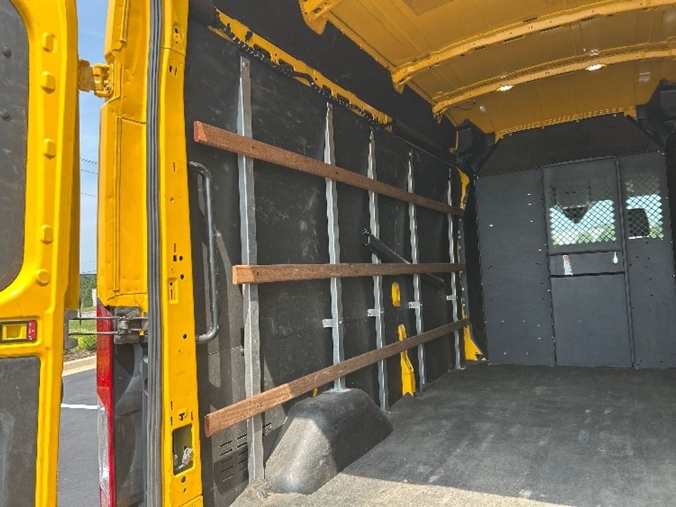 Cargo Van (Panel Van)-Light and Medium Duty Trucks-Ford-2021-Transit 250-Madison-AL-94,605\n\t\tmiles-$ 32,000 - Image 10
