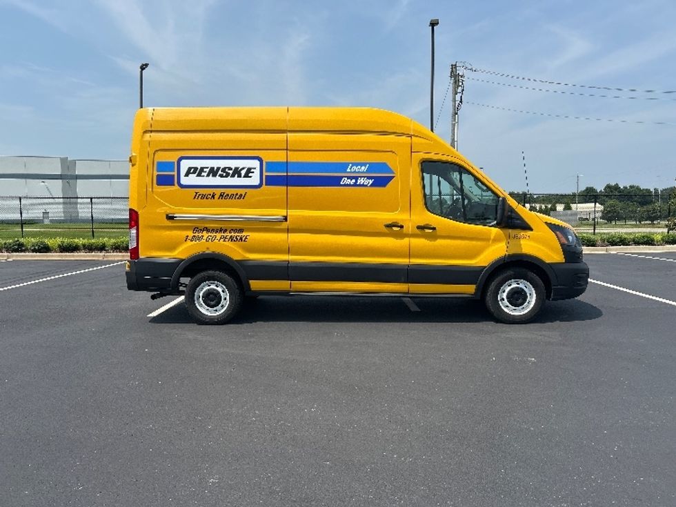Cargo Van (Panel Van)-Light and Medium Duty Trucks-Ford-2021-Transit 250-Madison-AL-94,605\n\t\tmiles-$ 32,000 - Image 14
