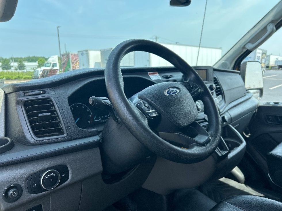 Cargo Van (Panel Van)-Light and Medium Duty Trucks-Ford-2021-Transit 250-Madison-AL-94,605\n\t\tmiles-$ 32,000 - Image 16